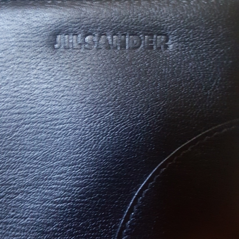 Jil Sanders zip around wallet